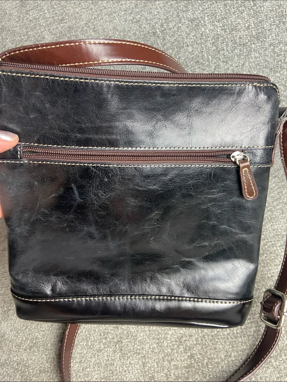 Gianni Bini compact leather